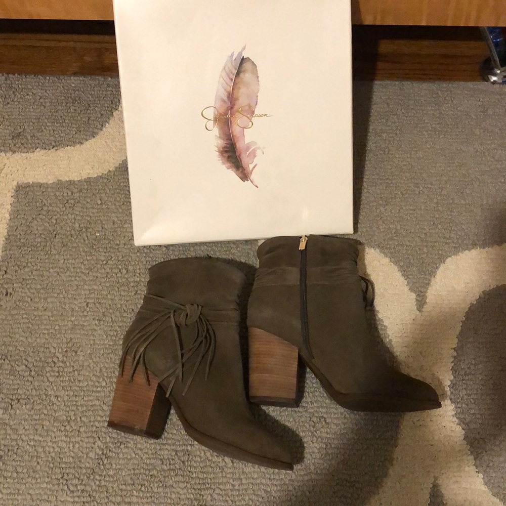 Jessica Simpson’s Sesley Olive Split Suede